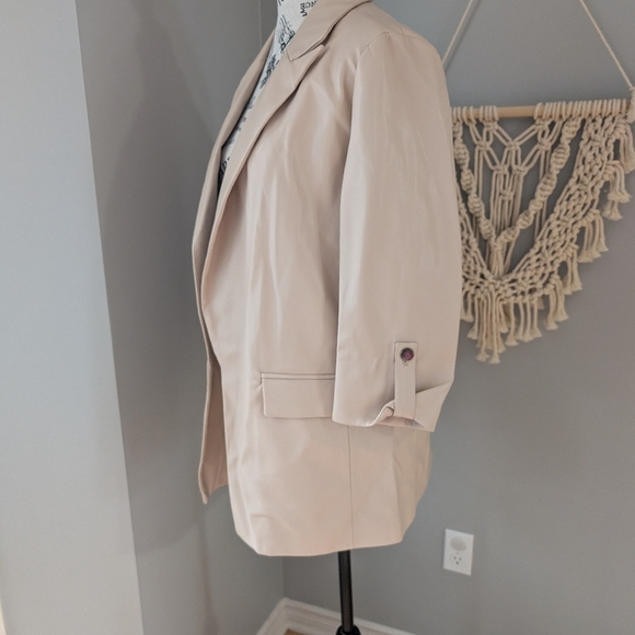 Esqualo vegan leather blazer Gorgeous Cream Open Front 3/4 Sleeve Size 6 - Picture 9 of 12
